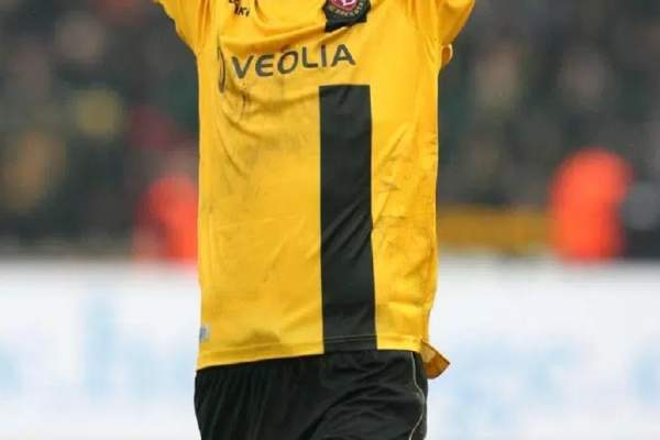 Șoc în lumea fotbalului! Un fotbalist de 40 de ani s-a sinucis din cauza iubitei
