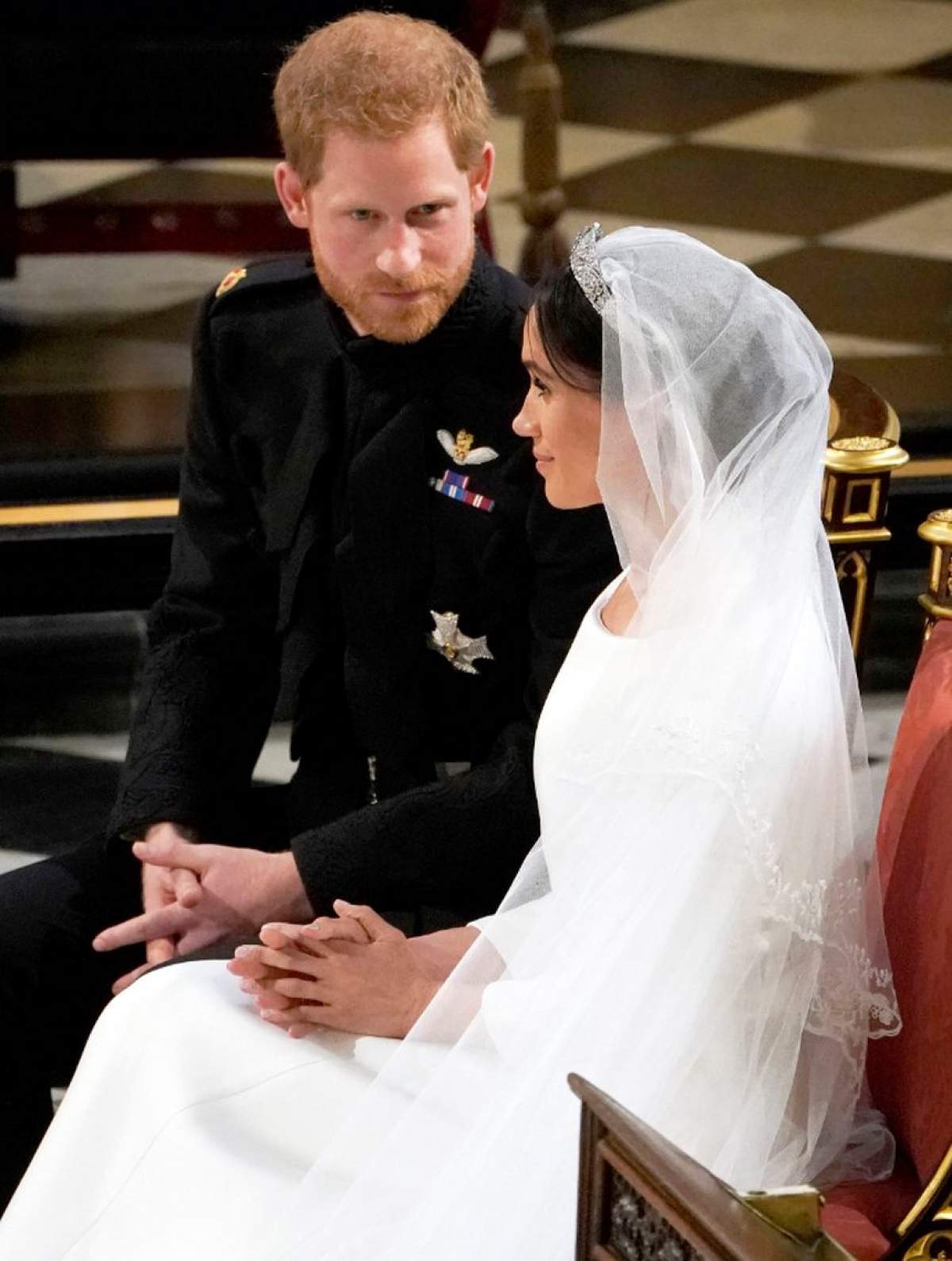 Prinţul Harry şi Meghan Markle, forţaţi să returneze cadourile de nuntă
