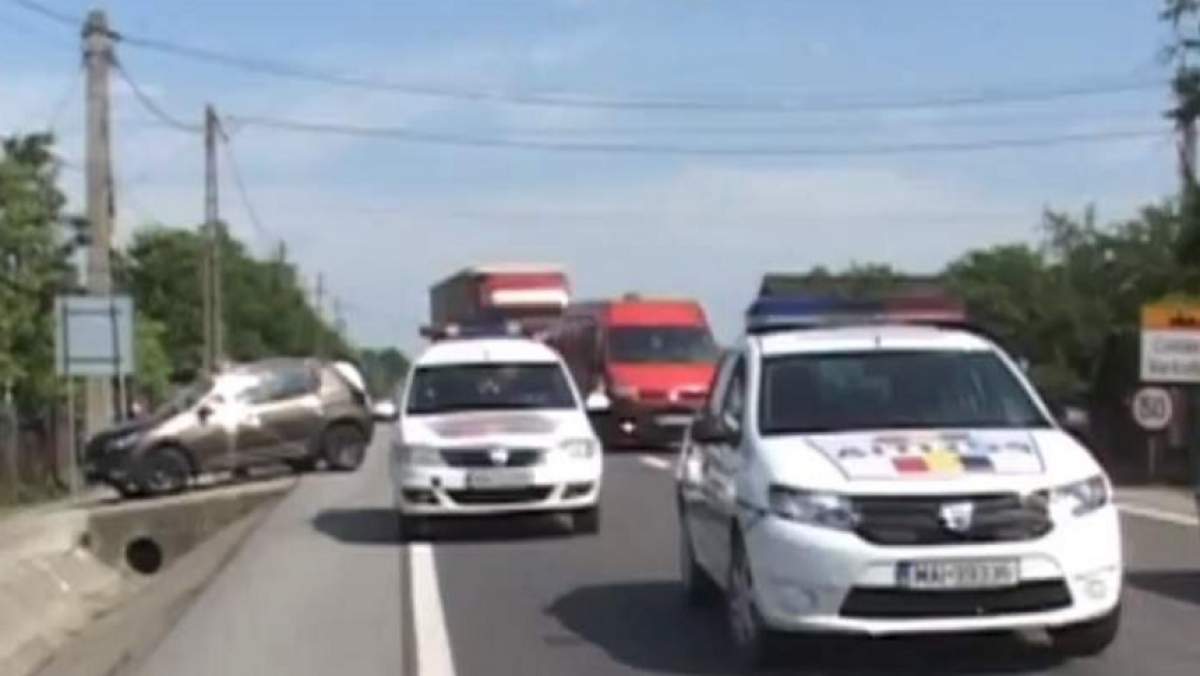 FOTO / Accident în Bistrița. O bătrână de 70 de ani a fost spulberată de un autoturism, în timp ce venea de la un priveghi