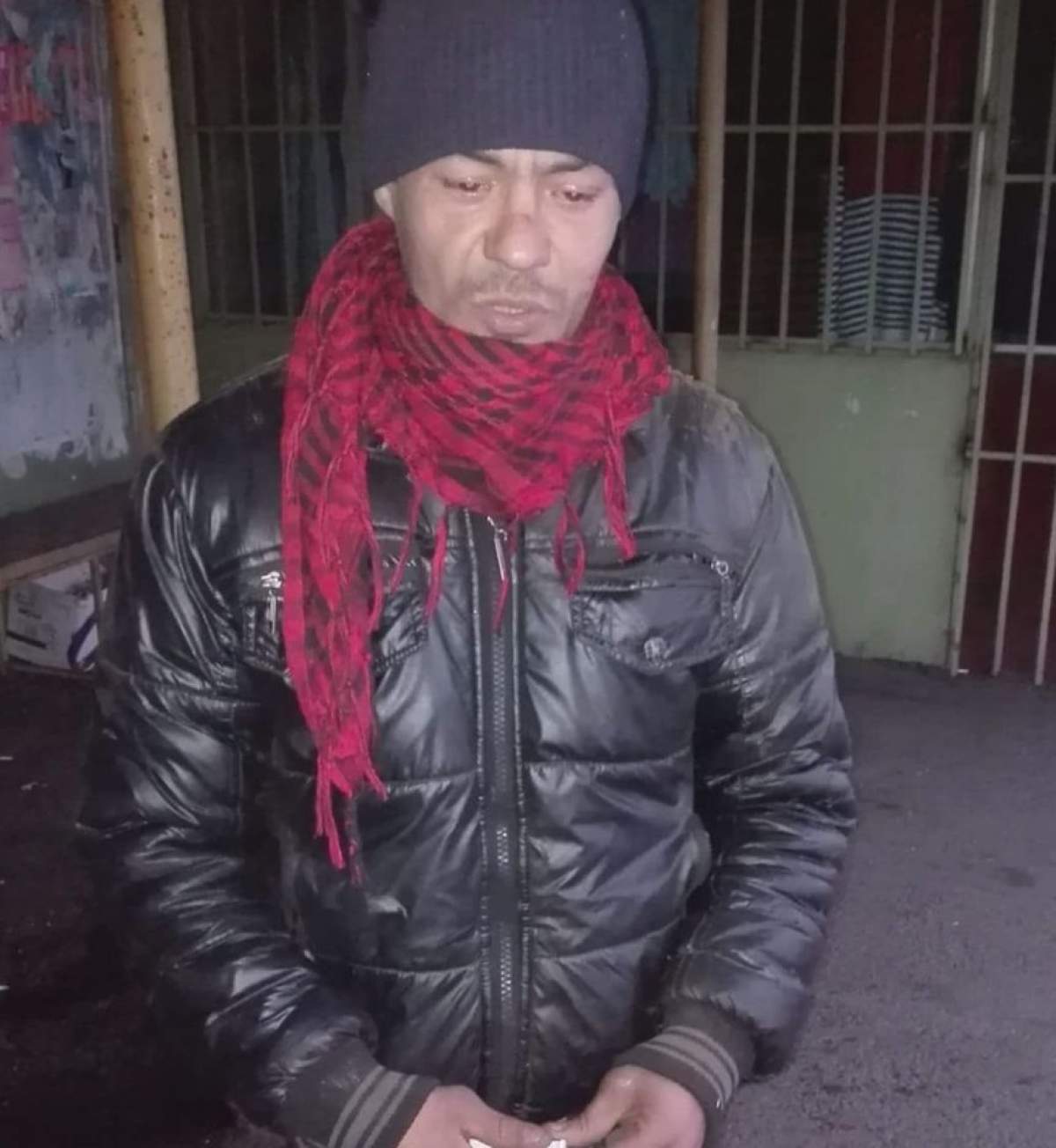 Bărbat acuzat că se masturbează în faţa femeilor, în Târgovişte. Oamenilor le este frică să mai iasă din case