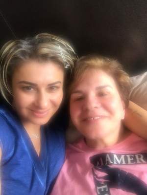 FOTO / Adevăratul motiv pentru care Anamaria Prodan nu poartă doliu! Ce i-a cerut mama ei, pe patul de spital