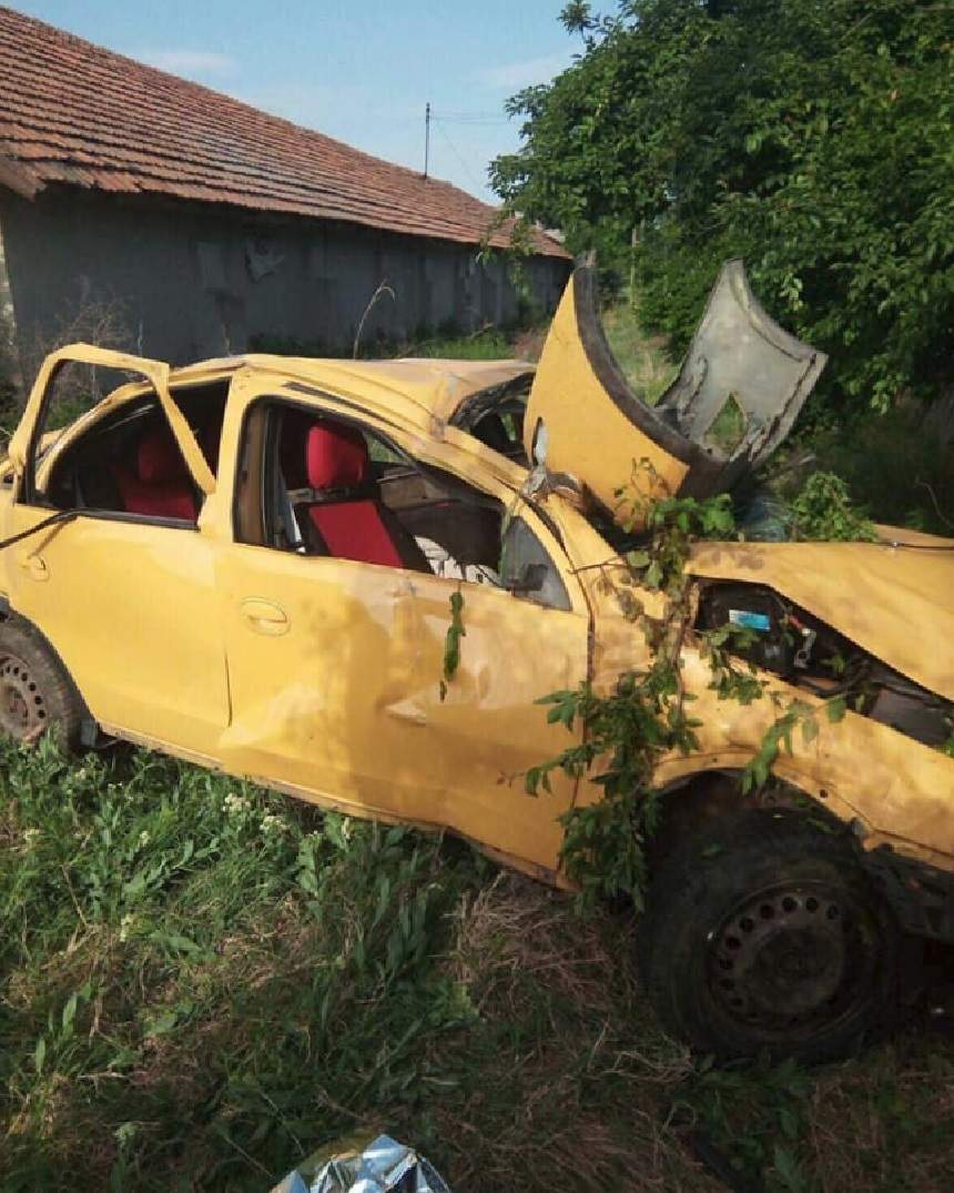 Tragedie pe un drum din localitatea Năsturelu, Teleorman! Trei fete, cu vârste cuprinse între 17 şi 21 de ani, au murit