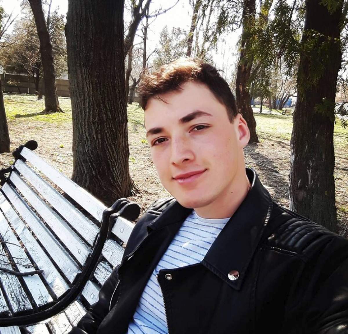 Cine este militarul în vârstă de 22 de ani din Focşani care s-a împuşcat în cap! Familia şi prietenii se pregătesc pentru înmormântare