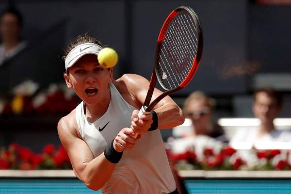 Simona Halep s-a calificat în sferturile de finală ale turneului de la Madrid! Victorie în două seturi pentru numărul 1 WTA!