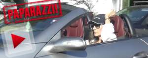 VIDEO PAPARAZZI / Când se află la volan, e femeia number one! Romaniţa Iovan a dat drumul fieţelor pe străzile Capitalei