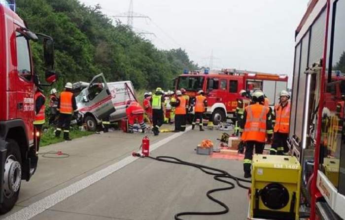 Accident mortal cu un TIR românesc implicat, în Germania! Printre victime, trei tineri de 20 şi 21 de ani