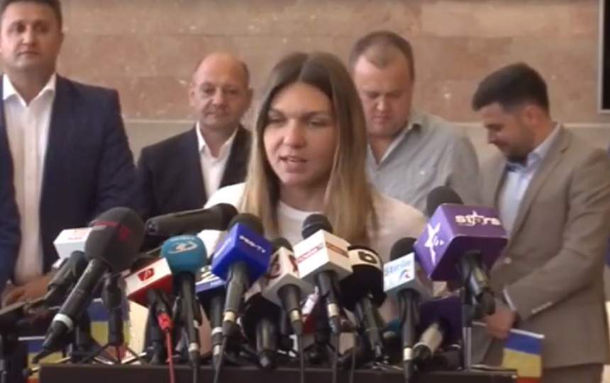 Simona Halep s-a întors în România, după victoria de la Roland Garros: „Acest trofeu este și al meu și al României”