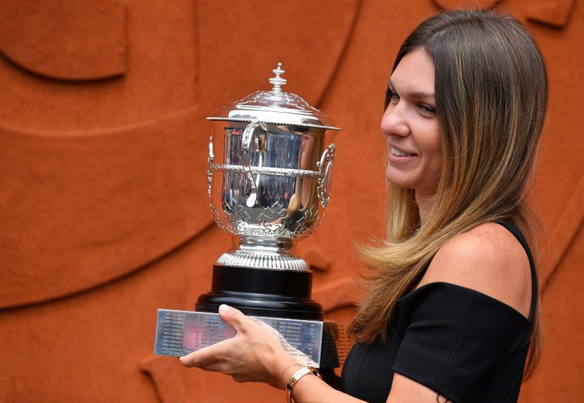 FOTO / Americanii sunt la picioarele Simonei Halep! Cum este onorată sportiva noastră la New York