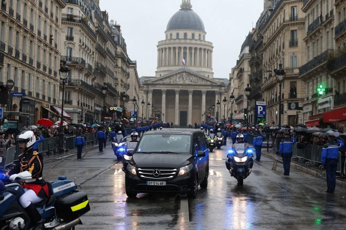 UPDATE: Luare de ostatici la Paris! Ameninţare cu bombă