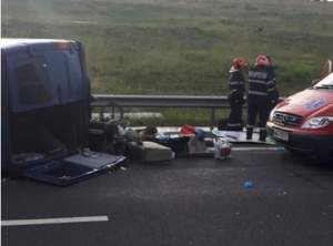 Accident grav pe A1, lângă Sibiu. O persoană a murit și alte cinci au fost grav rănite