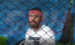 VIDEO PAPARAZZI / La fotbal este valoare, dar la tenis e şi mai tare! Un star de la Rapid face senzaţie în sportul în care Simona Halep e numărul 1