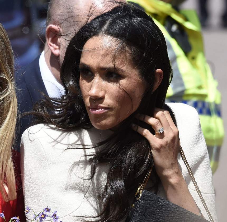 Meghan Markle, îmbrăcată ca o bunică la nunta nepoatei prințesei Diana. Rochia i-a făcut pe toți să-și dea coate