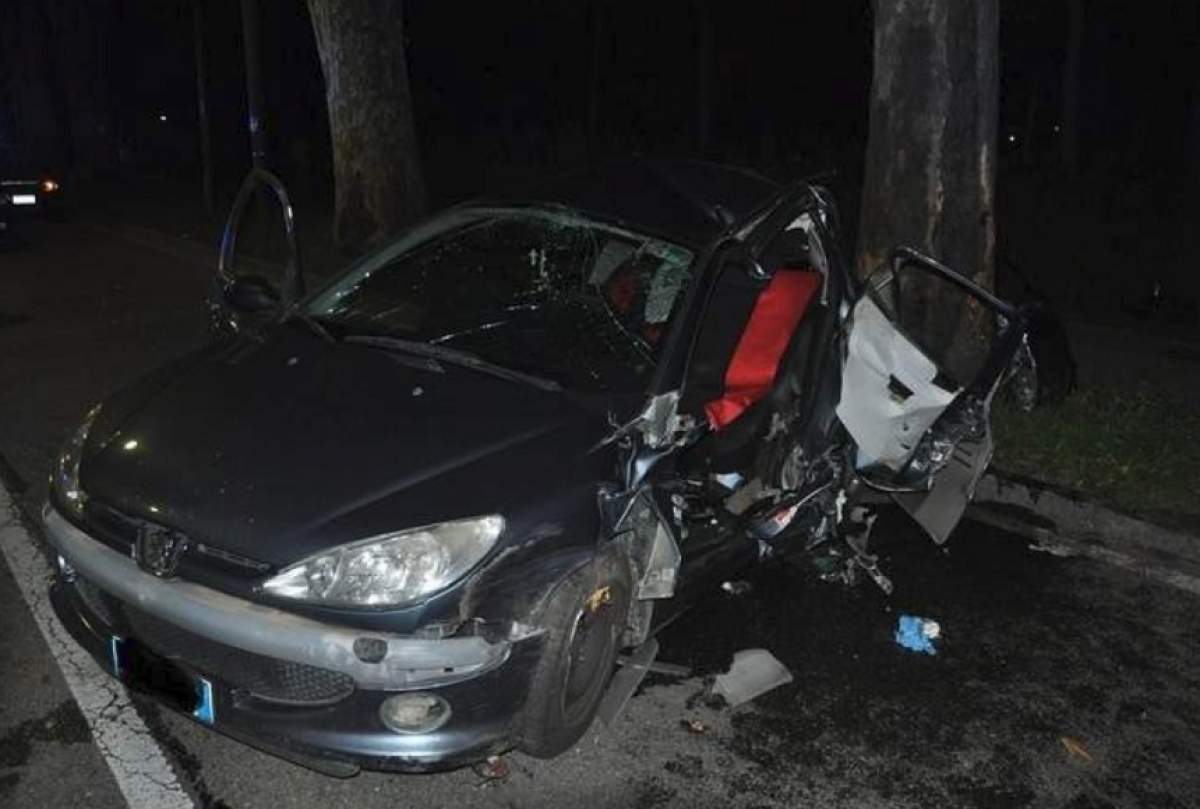 FOTO / Tragedie românească în Italia. Un bărbat a murit și alte trei persoane au fost rănite într-un grav accident de mașină