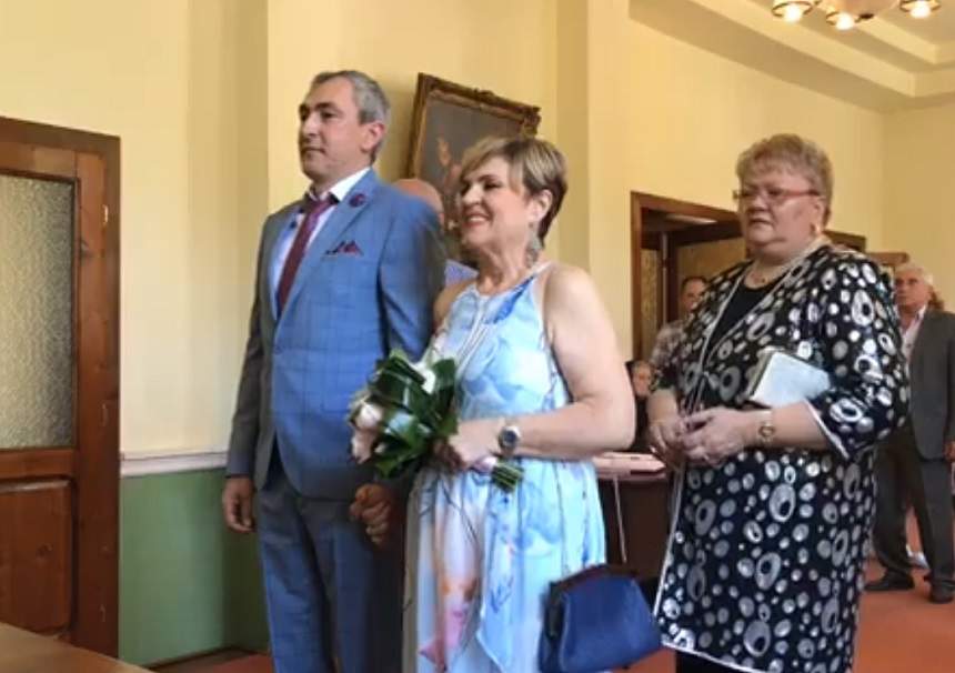 FOTO & VIDEO / Nicoleta Voica s-a căsătorit! Imagini de la cununia civilă