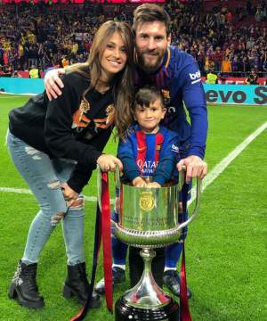 FOTO / Soţia lui Messi s-a recuperat incredibil după naştere. Nici nu zici că a adus pe lume trei copii