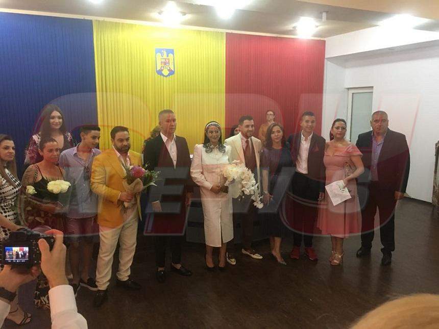 FOTO / Imaginile pe care nimeni nu le are! Ce s-a întâmplat la Starea Civilă în timpul cununiei dintre Betty Salam şi Cătălin Vişănescu