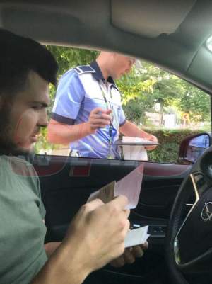 Probleme serioase pentru Răzvan Botezatu la început de weekend. Prezentatorul de la "Star Matinal", amendat de poliţişti