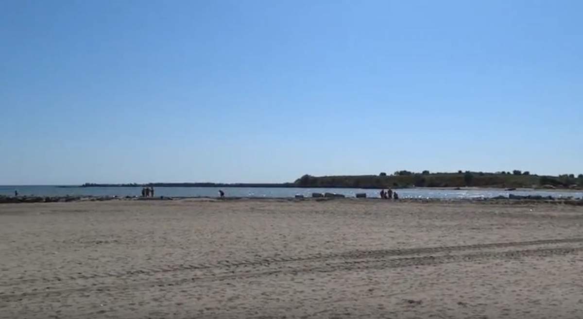 VIDEO / Pericolul de la malul mării. Mii de turişti sunt afectaţi în fiecare sezon fără să-şi dea deama