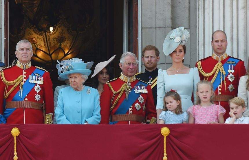 De ce Prinţul William şi Kate Middleton nu o vor pe Meghan Markle naşa celui de-al treilea copil al lor