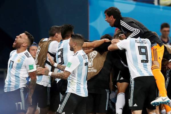 VIDEO EPIC! Calificarea Argentinei în optimile de finală ale Campionatului Mondial a fost sărbătorită în Antarctica!