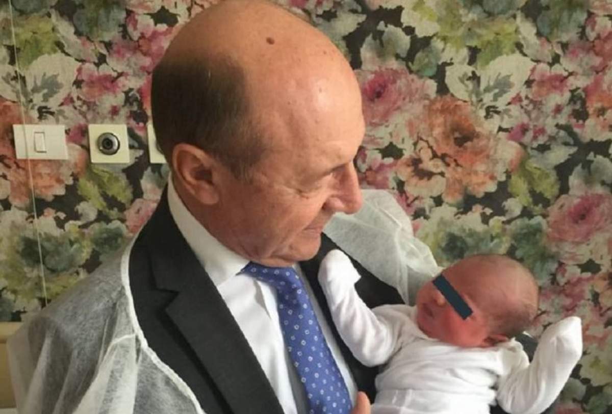 Cel de-al treilea copil al EBEI, răsfăţatul familiei. Ce a fost în stare să facă Traian Băsescu pentru nepoţică