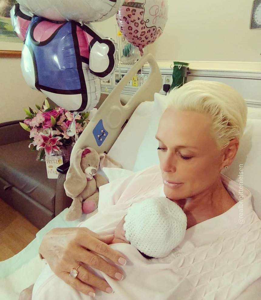 FOTO / O vedetă celebră a născut la 54 de ani: "Frida, micuța noastră prețioasă"