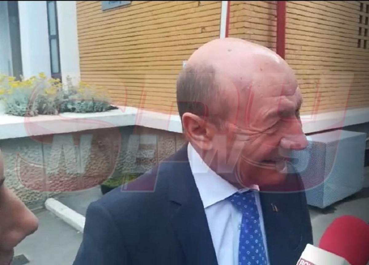 VIDEO / Traian Băsescu, primele declarații după ce EBA a născut a treia oară: „Sunt obișnuit, dar n-ai cum să n-ai emoții”