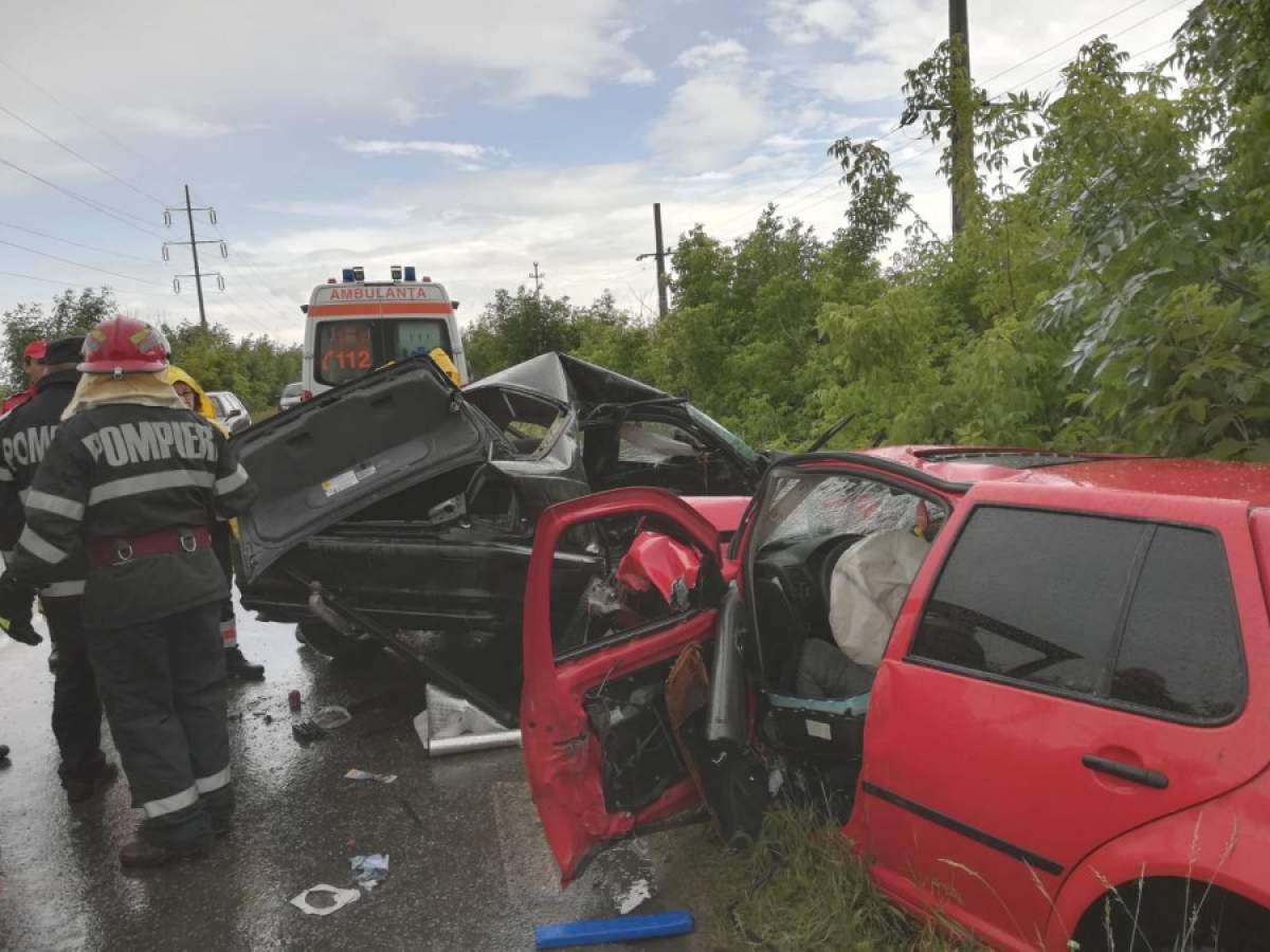 FOTO / Accident cumplit în Prahova! Trei persoane au murit