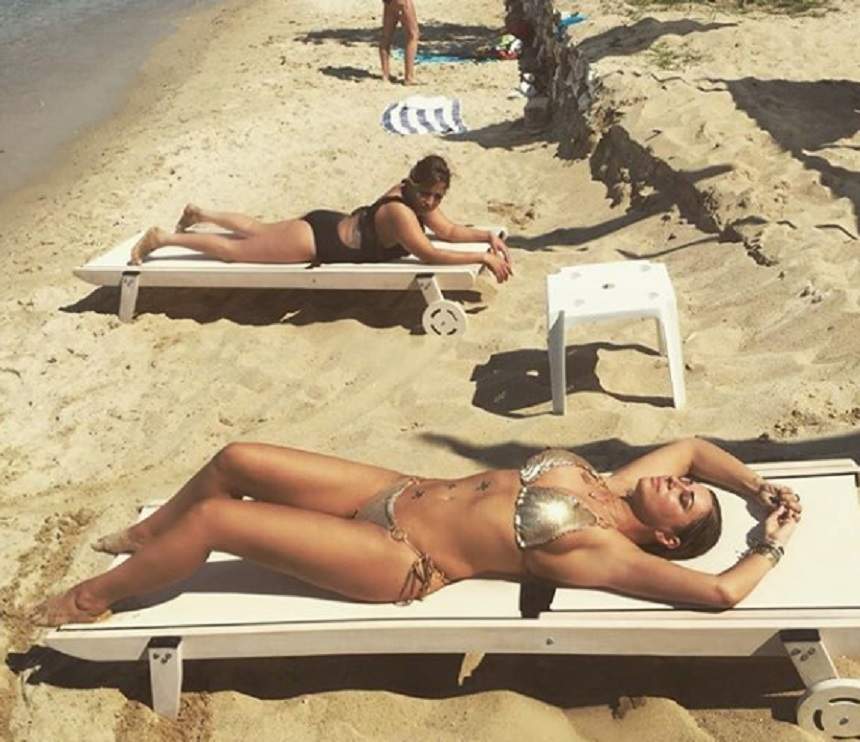 Anamaria Prodan se relaxează într-o vacanţă de vis. Fotografiile cu impresara au stârnit controverse