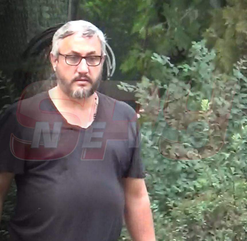 VIDEO PAPARAZZI / Vara a venit, Joshua Castellano s-a pus pe investit! Italianul vrea să dea lovitura într-un parc din Capitală şi a pus "biciul" pe angajaţi