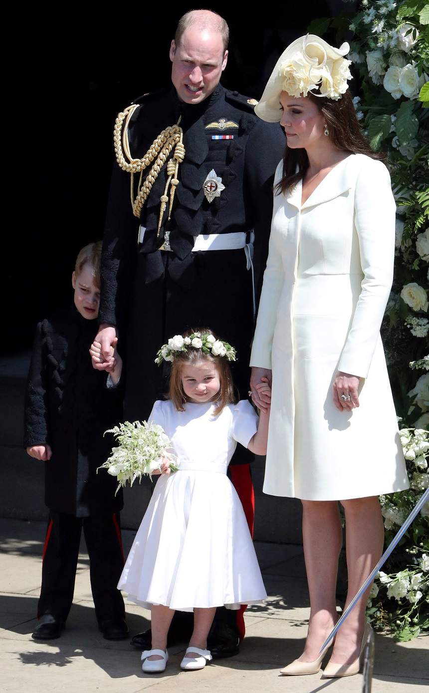 FOTO / Adevărul din spatele ținutei purtată de Kate Middleton la nunta regală. Rochia ei nu a fost tocmai „reciclată”