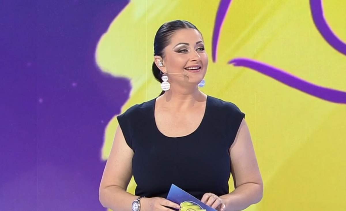 Gabriela Cristea, mesaj pentru Tavi Clonda în direct la "Te iubesc de nu te vezi": "Probabil că şi bărbată-miu strâmbă acum din nas"