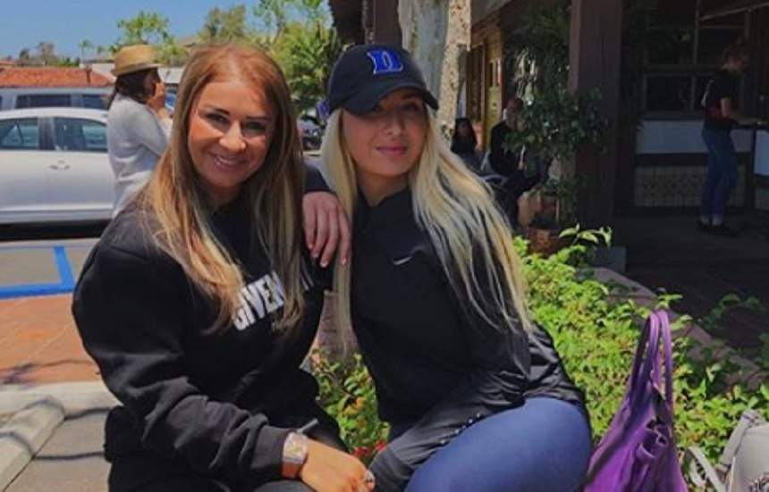 FOTO / Laurențiu Reghecampf și Sarah au o relație specială. Cei doi se relaxează la o cafenea