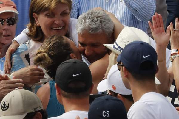 Declarația emoționantă a tatălui Simonei Halep, după victoria de la Roland Garros: „În fiecare an am venit cu gândul să câștigăm”