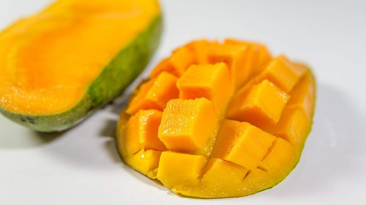Dieta cu mango te scapă de 11 kilograme în două săptămâni. Uită de „colăcei” și hai la piscină!