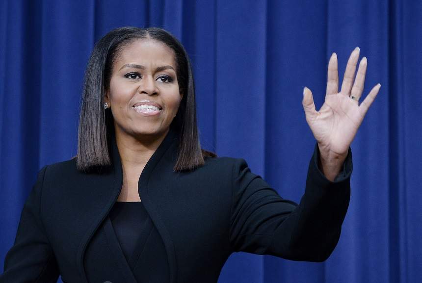 VIDEO & FOTO / Michelle Obama, dezlănțuită pe ringul de dans! Soția fostului președinte american și-a unduit formele în cea mai sexy ținută