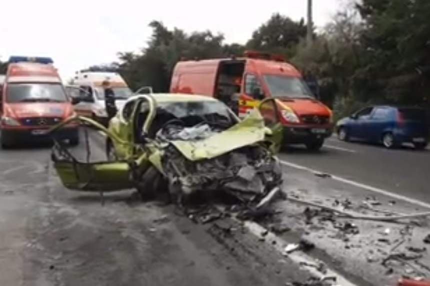 Accident foarte grav în Constanţa, aproape de Costineşti! Un tânăr de 17 ani e în comă