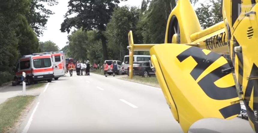 VIDEO / Accident cu şapte români, în Germania. Trei elicoptere medicale şi 80 de pompieri au intervenit de urgenţă
