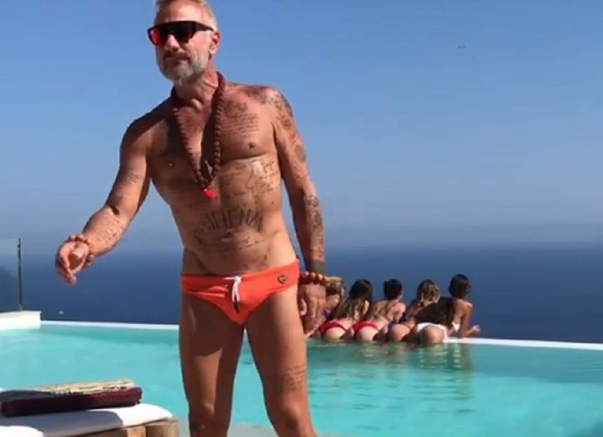 VIDEO HOT / Gianluca Vacchi nu se dezminte! A "comandat" un lanț uman, format doar din posterioarele bombate ale domnișoarelor