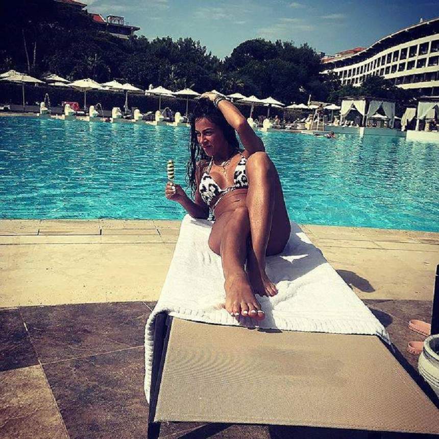 FOTO / Decolteu de infarct! Daniela Stan, mai sexy ca niciodată: "Adevărată frumuseţe"