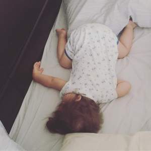 Fiica Simonei Gherghe refuză să doarmă în pătuţ. Prezentatoarea Tv a dezvăluit care este locul preferat al Anei