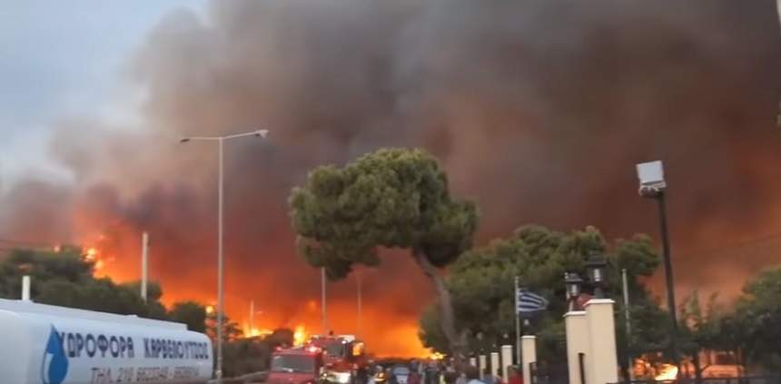 Copilul de numai șase luni al unui pompier a murit în incendiul din Grecia. Tatăl său și-a lăsat familia pentru a se lupta cu focul