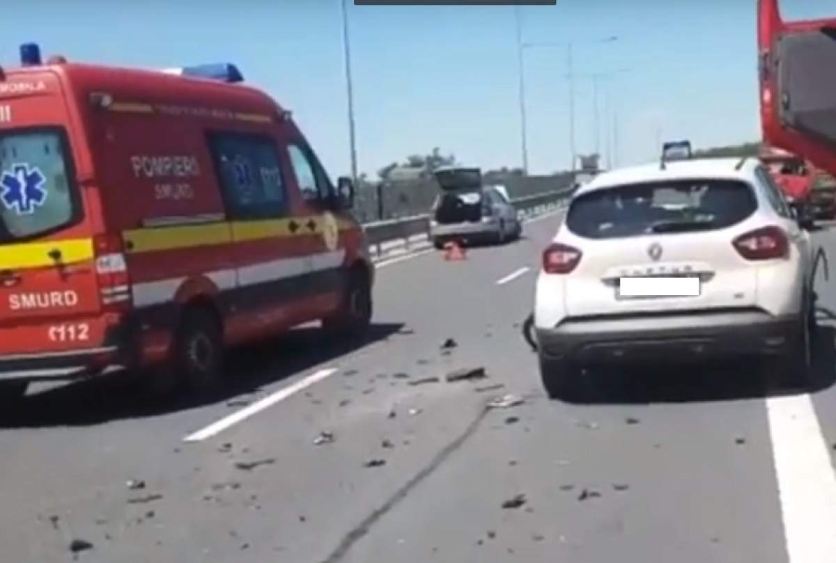 FOTO / Accident grav pe A1, produs de o tânără şoferiţă