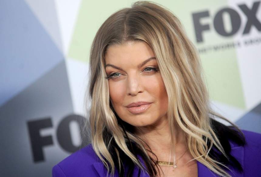 FOTO / Fergie, doar o umbră a femeii sexy de odinioară. S-a îngrășat și are un aspect neîngrijit