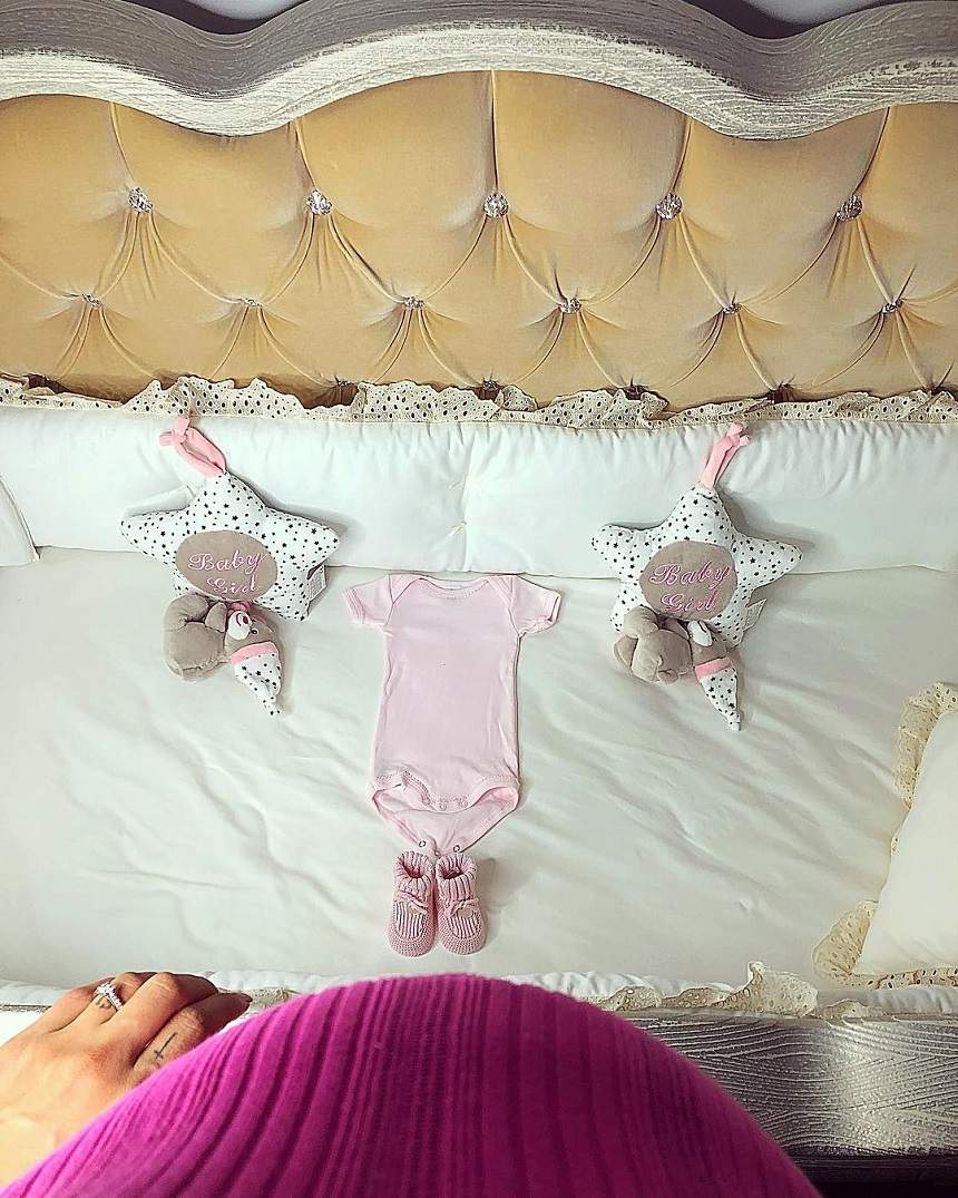 FOTO / Cum s-a pregătit Adelina Pestrițu de nașterea fetiței sale. Avem imaginile