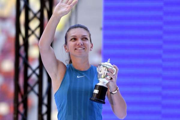 FOTO / Simona Halep şi-a pus fanii pe jar! Liderul WTA s-a fotografiat în costum de baie, într-un cadru de vis