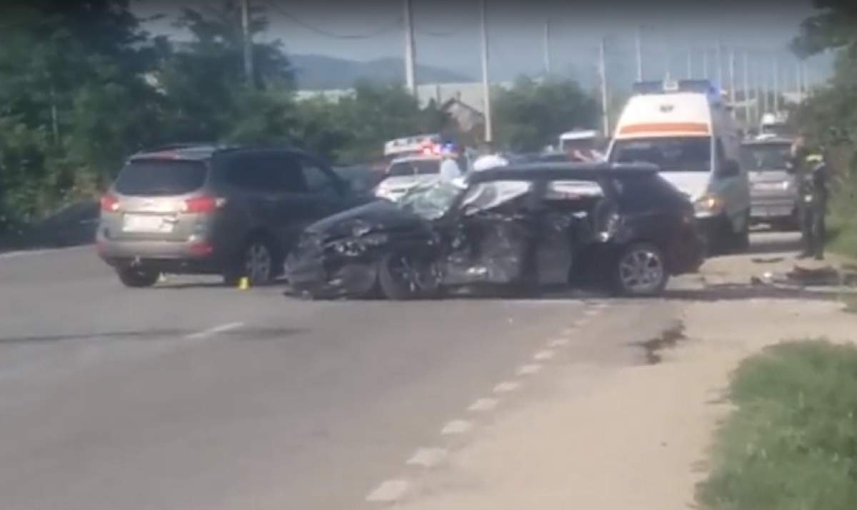 VIDEO / Accident cumplit în Vâlcea! Cinci persoane au fost rănite, printre care și doi copii