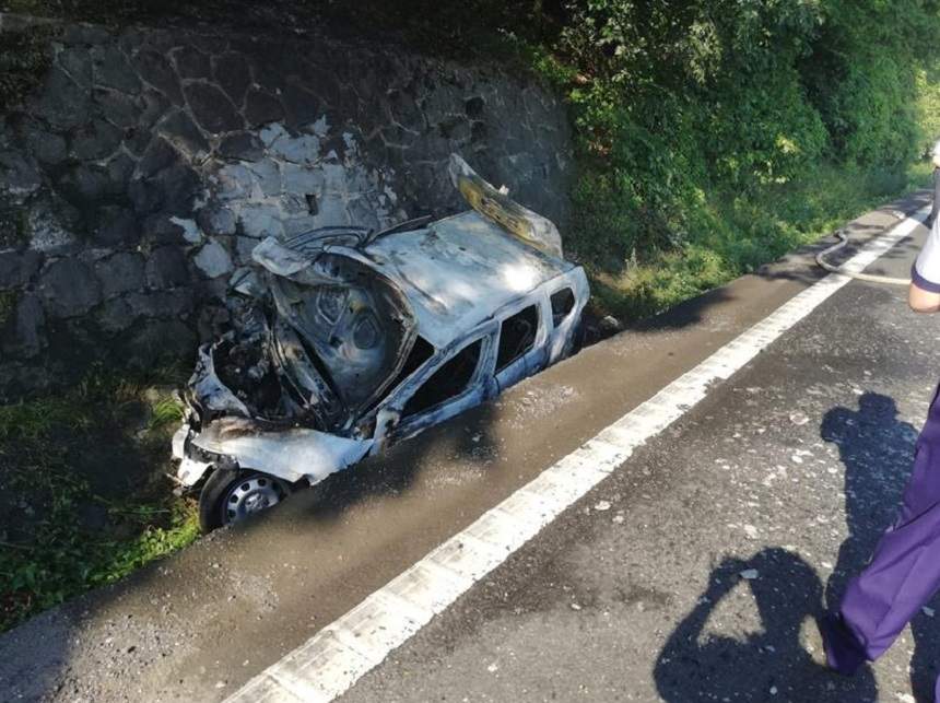 Accident grav în Hunedoara! O depăşire neregulamentară aproape a creat o adevărată tragedie