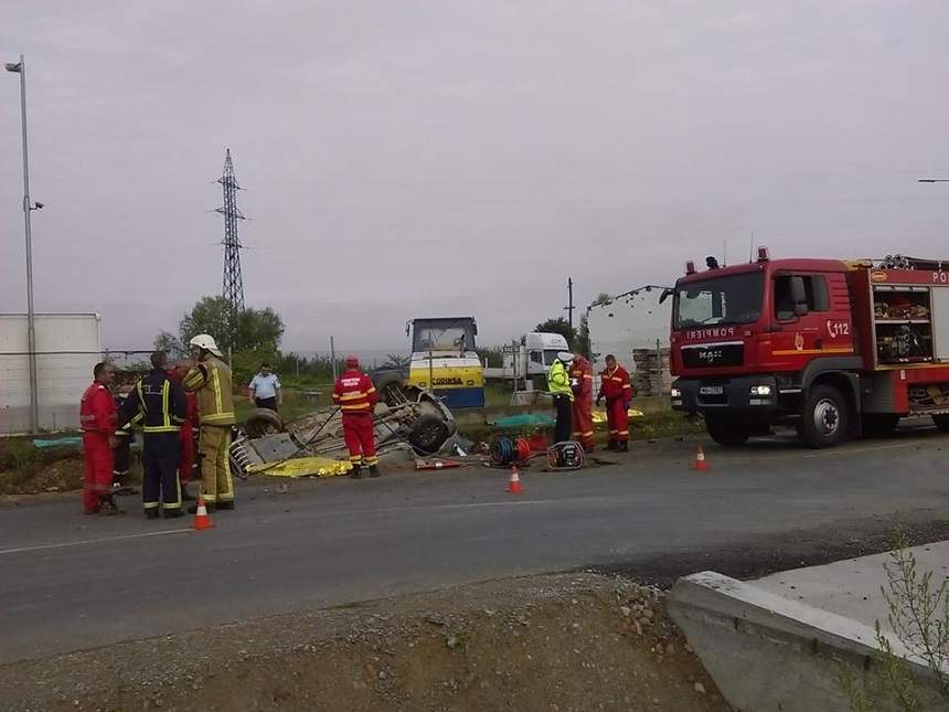 Accident cumplit în Bihor. Patru persoane au murit pe loc, după ce şoferul a adormit la volan