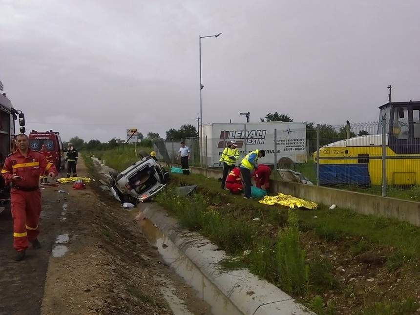 Accident cumplit în Bihor. Patru persoane au murit pe loc, după ce şoferul a adormit la volan